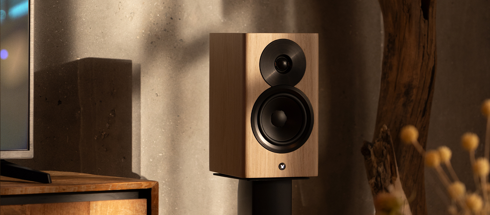 High-end loudspeakers for home systems, professionals and cars High-end loudspeakers for home systems, professionals and cars